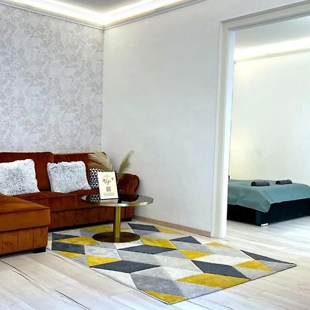 N24 Apartments By Small Home 布达佩斯 外观 照片